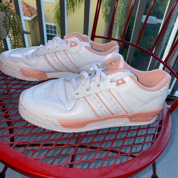 Adidas Shoes - Picture 4 of 6